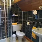 Twin Oaks Bed and breakfast 3*