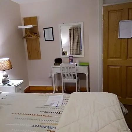 Bed & Breakfast Twin Oaks 3*