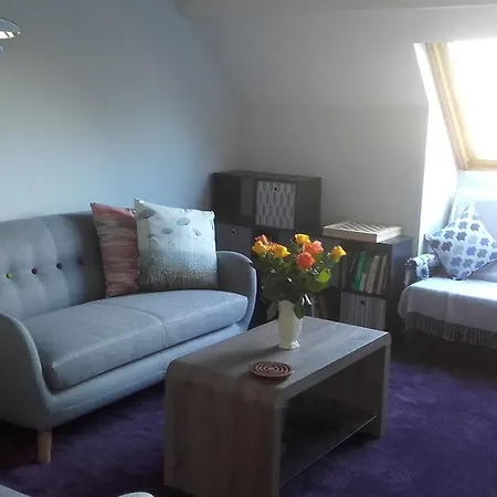 Twin Oaks Bed & Breakfast
