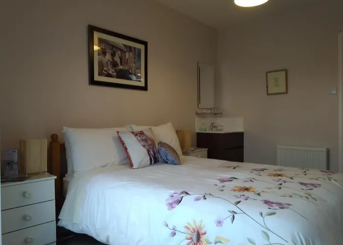 Twin Oaks Bed and breakfast 3*