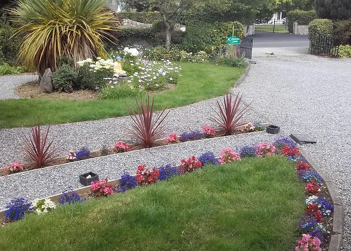 Bed & Breakfast Twin Oaks 3*