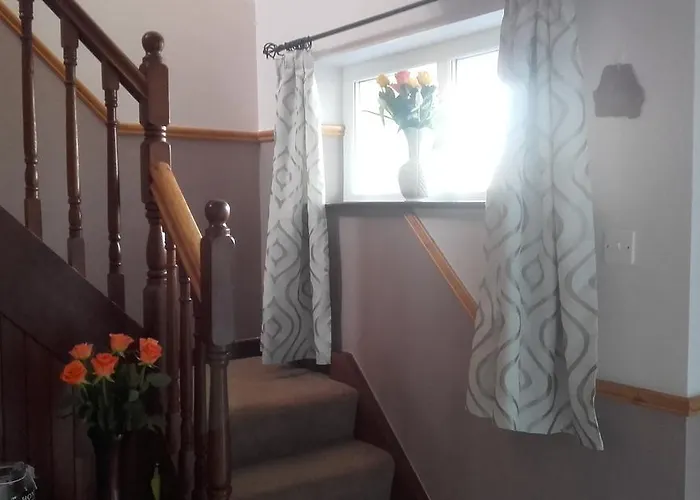 Bed and breakfast Twin Oaks 3*