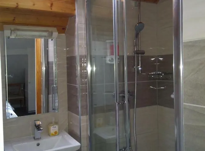 Twin Oaks 3* 킬케니